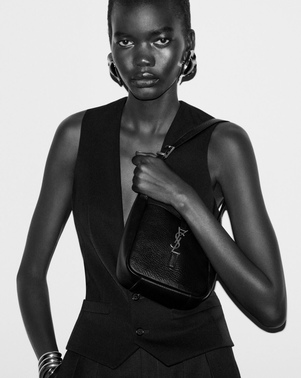 LE 5 A 7 BABY SOUPLE EN CUIR GRAINÉ