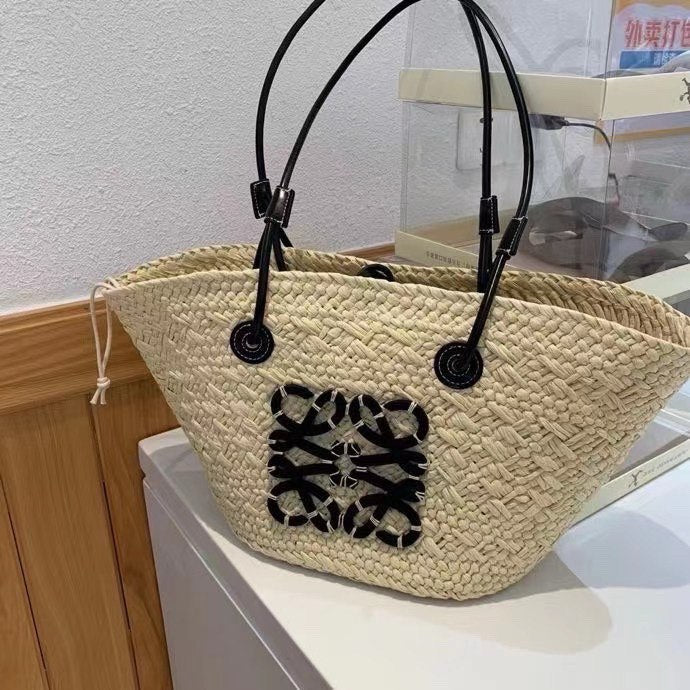 Loewe - Anagram en palmier Iraca et cuir de veau